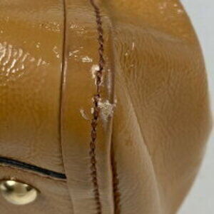 Gucci tassel Bag leather Patent Shoulder Vernis camel Soho